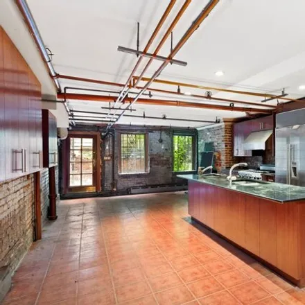 Image 3 - 434 1/2 East 75th Street, New York, NY 10021, USA - House for sale
