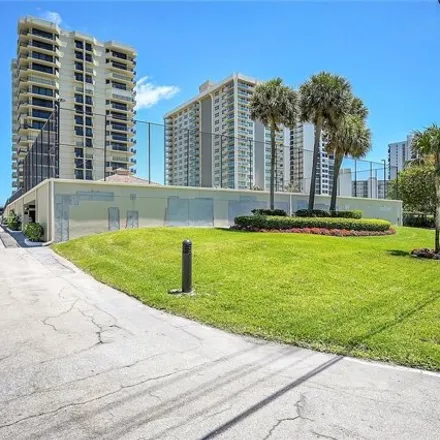 Image 4 - North Ocean Drive, Palm Beach Isles, Riviera Beach, FL 33404, USA - Condo for rent