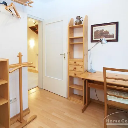 Rent this 5 bed apartment on Marderstieg 26a in 22399 Hamburg, Germany