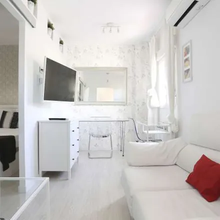 Rent this 1 bed apartment on Calle de Canillas in 20, 28002 Madrid