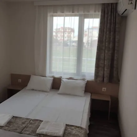 Image 3 - Pomorie 8200, Bulgaria - House for rent