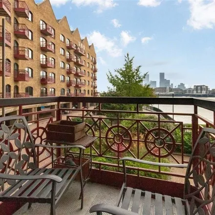 Rent this 1 bed apartment on Trafalgar Court in Wapping Wall, Ratcliffe