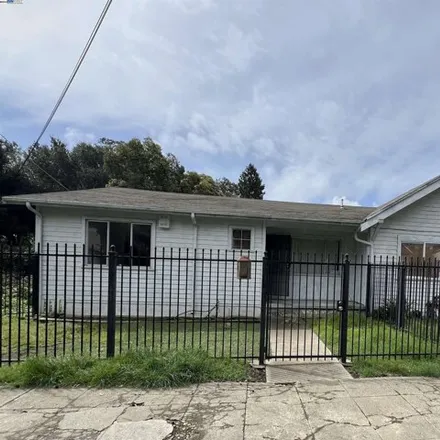 Buy this 5 bed house on 3235 Brookdale Avenue in Oakland, CA 94602