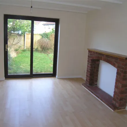 Image 2 - Perrymead, Worle, BS22 7FB, United Kingdom - Apartment for rent