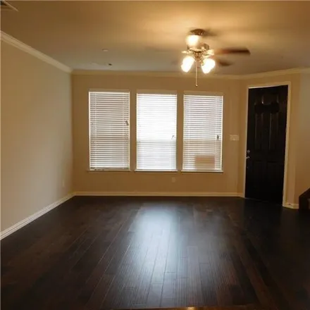 Image 4 - 2567 Adam Lane, Lewisville, TX 75056, USA - Townhouse for rent