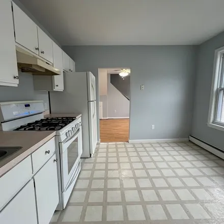 Rent this 1 bed townhouse on 153;155;157;159 East Central Street in Franklin, MA 02038