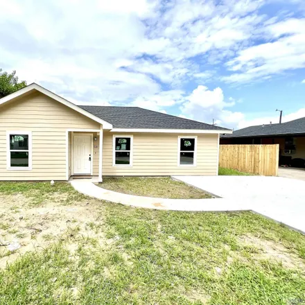 Buy this 3 bed house on 110 Jackson Street in Houma, LA 70363