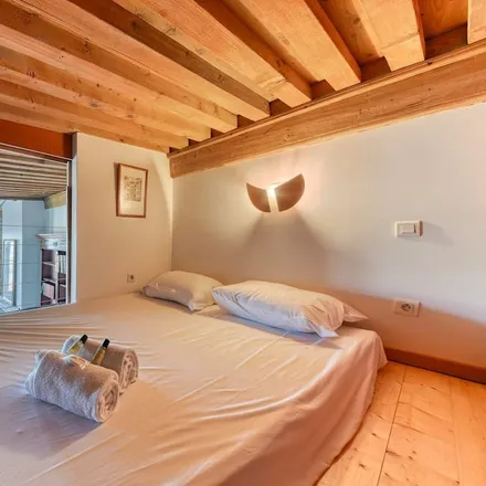 Rent this 2 bed apartment on Lyon in Métropole de Lyon, France