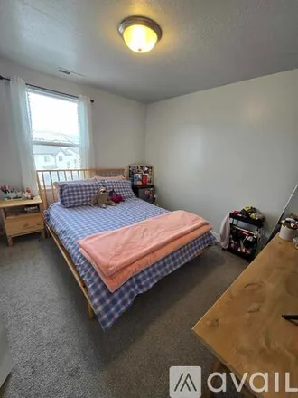 Image 9 - South Bodmin Way, Unit Bedroom - Apartment for rent