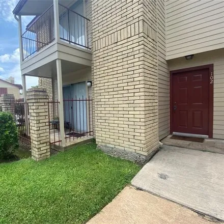 Rent this 1 bed condo on 2120 El Paseo Street in Houston, TX 77054