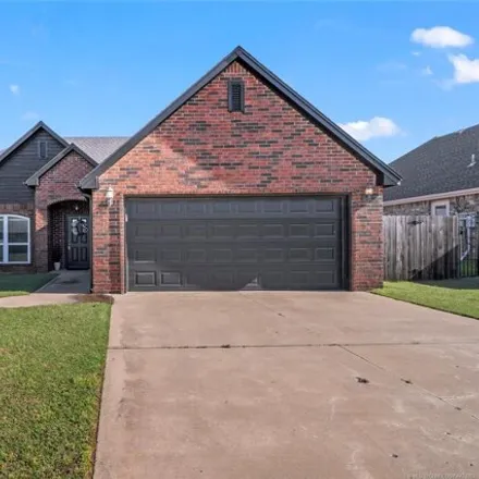Buy this 3 bed house on 9799 East 109th Street North in Owasso, OK 74055