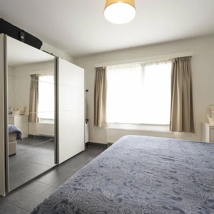 Rent this 2 bed apartment on Adrinkhovenlaan 127 in 2150 Borsbeek, Belgium