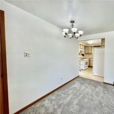 Image 7 - 2131 Plainview Ave, Pittsburgh, Pennsylvania, 15226 - House for sale