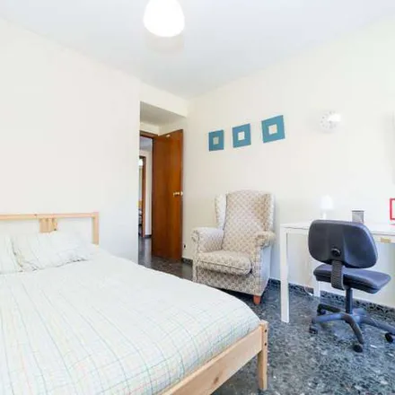 Image 2 - Carrer d'Almassora, 46010 Valencia, Spain - Apartment for rent