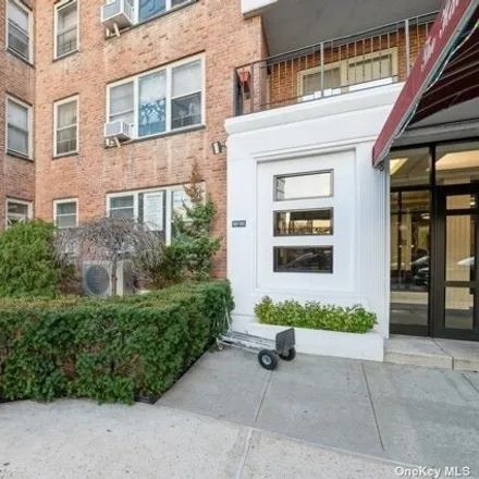 Buy this studio apartment on 98-54 63rd Road in New York, NY 11374