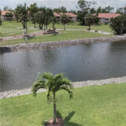 Image 4 - 432 Forest Lakes Boulevard, Collier County, FL 34105, USA - Condo for rent