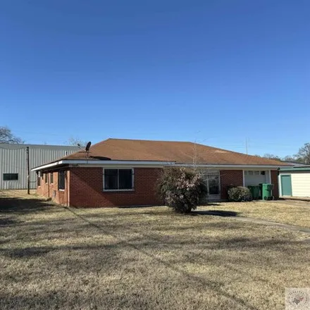 Buy this 2 bed house on 1263 Whitaker Street in Texarkana, TX 75501