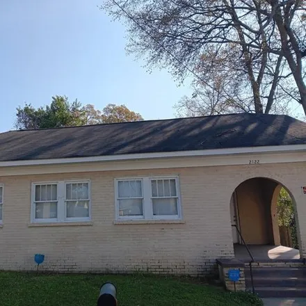 Buy this 3 bed house on 2198 26th Avenue in Meridian, MS 39301