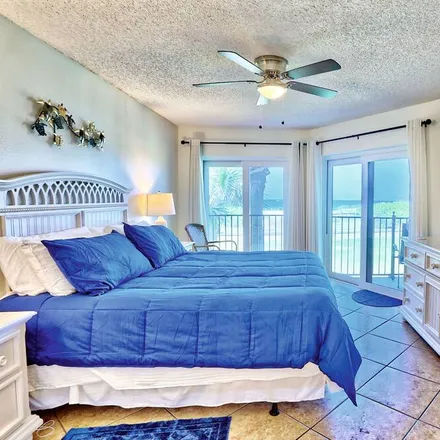 Image 4 - Treasure Island, FL - Condo for rent