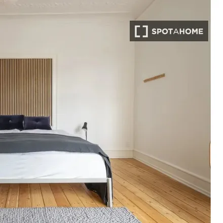 Rent this 5 bed room on Åboulevard 48 in 2200 København N, Denmark