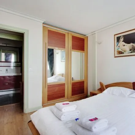 Image 8 - Tour Reflets, Rue Robert de Flers, 75015 Paris, France - Apartment for rent