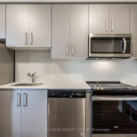 Image 9 - Platinum Condos, 15 Queen Street North, Hamilton, ON L8P 3R4, Canada - Apartment for rent