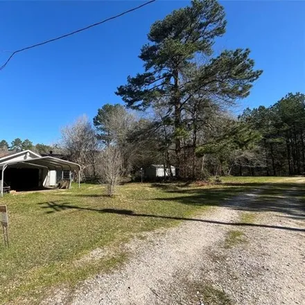 Buy this 3 bed house on 917 Lakeshore Drive in Liberty County, TX 77327