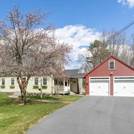 Buy this 3 bed house on 294 East Road in Hampstead, Rockingham County