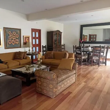 Buy this 4 bed house on Jarón Batallón Callao in Santiago de Surco, Lima Metropolitan Area 51132