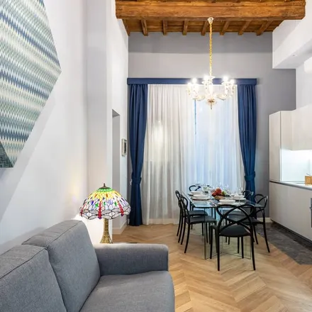 Rent this studio apartment on Via dei Neri 2
