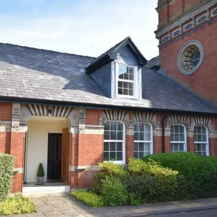 Image 1 - Clarence House, Abingdon Close, Macclesfield, SK11 8TT, United Kingdom - Apartment for sale
