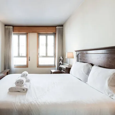 Rent this 2 bed apartment on 4250-252 Distrito de Leiria