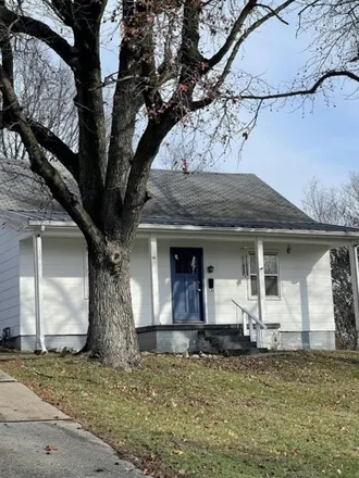 Buy this 3 bed house on 308 Corprew Street in Fayette, MO 65248