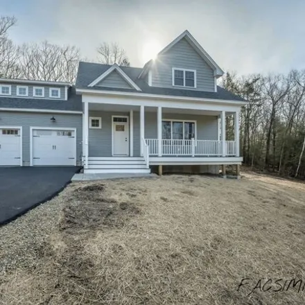 Buy this 3 bed house on 2 Shore Road in Kingston, Rockingham County