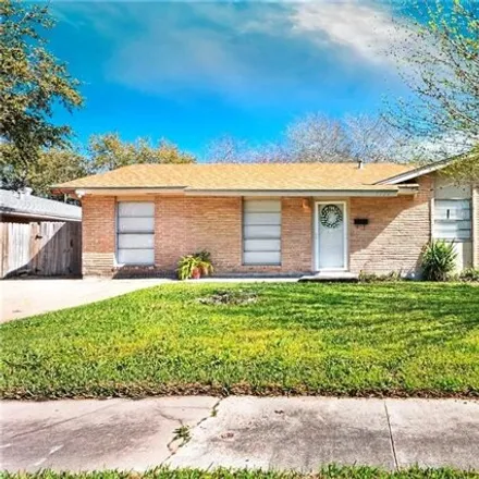 Buy this 3 bed house on 1762 Denver Street in Portland, TX 78374