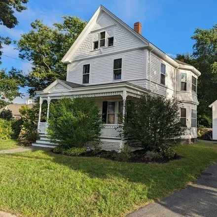 Rent this 3 bed house on 87 Storey Avenue in Newburyport, MA 01913