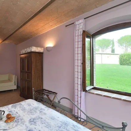Rent this 2 bed apartment on 53031 Casole d'Elsa SI
