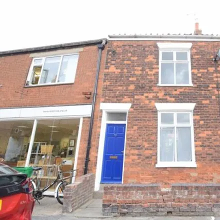 Rent this 2 bed townhouse on Chapel Lane in Barton-upon-Humber, DN18 5PJ