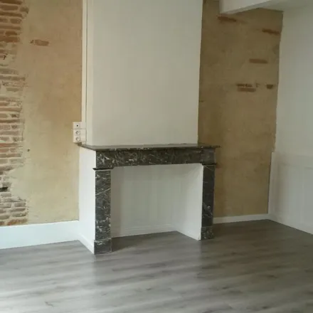 Rent this 3 bed apartment on 44 Rue Mary Lafon in 82130 Lafrançaise, France