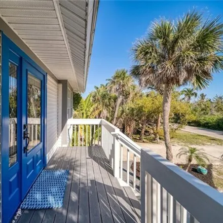 Image 3 - 6422 Pine Avenue, Sanibel, Lee County, FL 33957, USA - House for sale