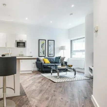 Image 3 - Delta Point, 35 Wellesley Road, London, CR0 2GY, United Kingdom - Room for rent