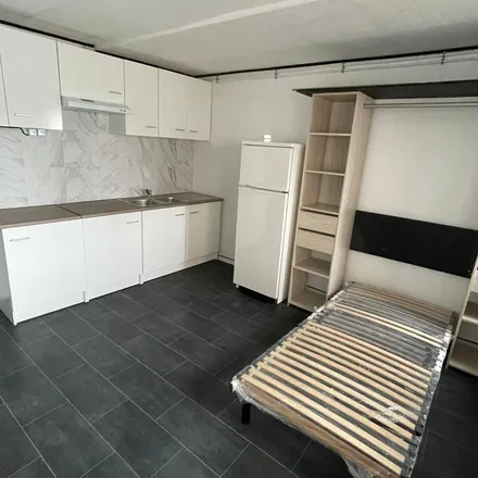 Rent this 1 bed apartment on Rue Jules Destrée 172 in 7390 Quaregnon, Belgium