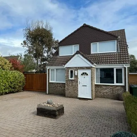 Buy this 4 bed house on Greenloons Walk in Sefton, L37 2LE