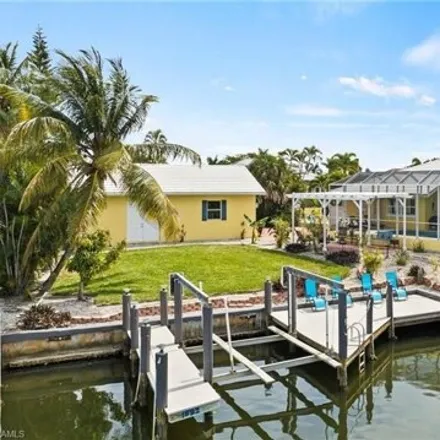 Image 7 - 1710 North Bahama Avenue, Marco Island, FL 34145, USA - House for sale