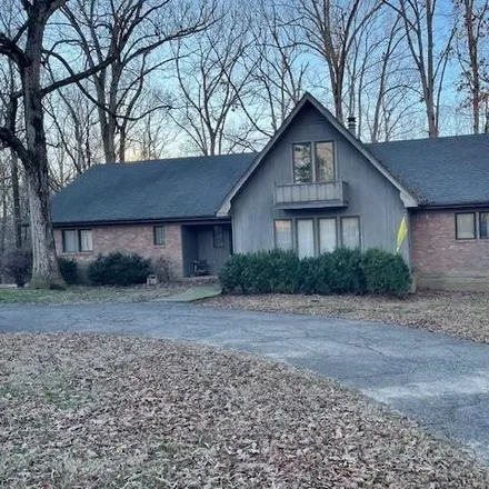 Buy this 4 bed house on 899 Shelby Lane in Bolivar, TN 38008