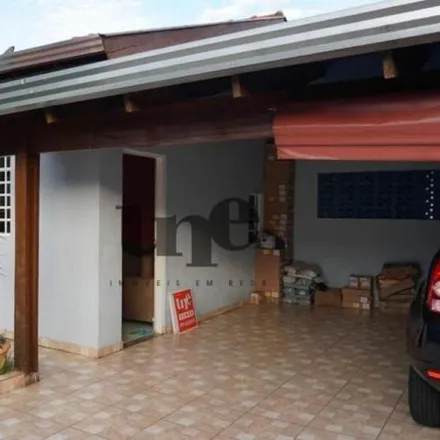 Buy this 3 bed house on Rua Edwiges Massagardi Baldan in Coliseu, Londrina - PR