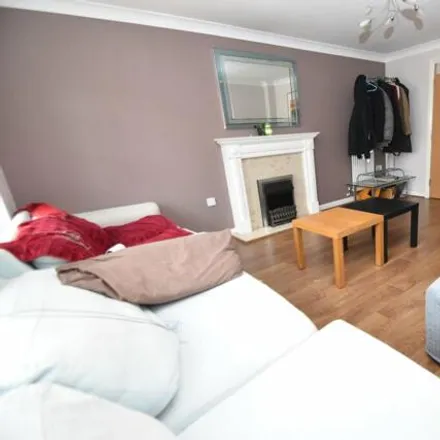 Rent this 3 bed townhouse on Doe Close in Cardiff, CF23 9HJ