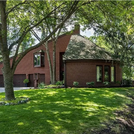 Image 2 - 11559 Mount Curve Road, Eden Prairie, MN 55347, USA - House for sale