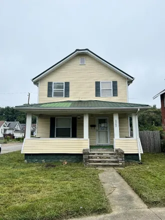 Buy this 4 bed house on 3302 3rd Avenue in Huntington, WV 25702