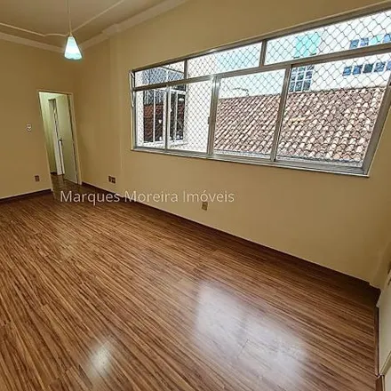 Buy this 3 bed apartment on Rua Doutor José Cesário in Alto dos Passos, Juiz de Fora - MG